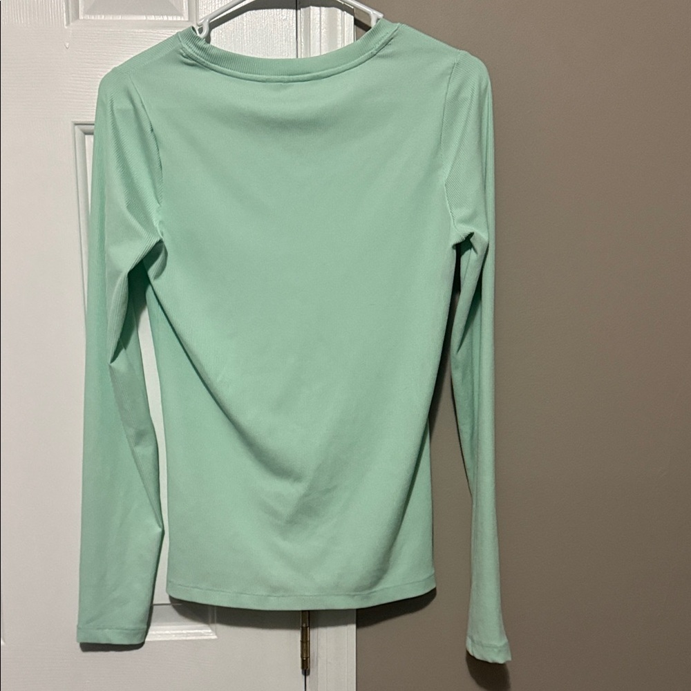 Athleta Ribbed Henley Long Sleeve Top – Seafoam Green – Size Small Petite - Picture 5 of 6